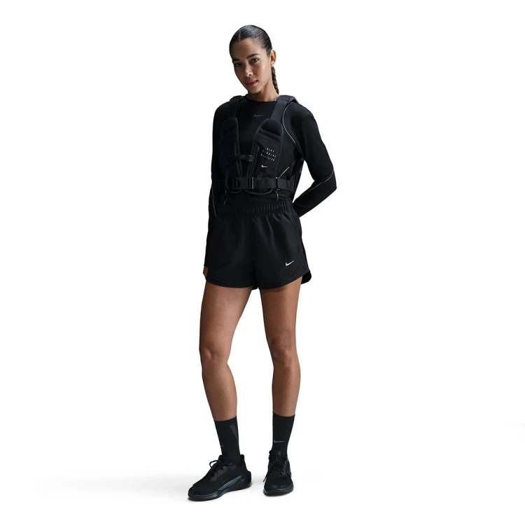 pantalon-corto-nike-nk-tempo-df-mr-3-short-mujer-black-black-black-reflective-silv-3