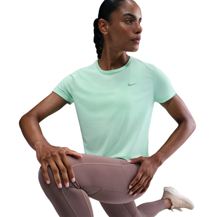 camiseta-nike-dri-fit-mujer-mint-foam-reflective-silv-2