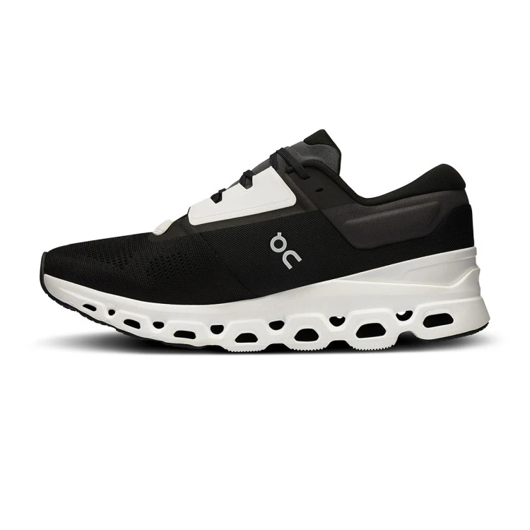 zapatilla-on-cloudstratus-3-black-2