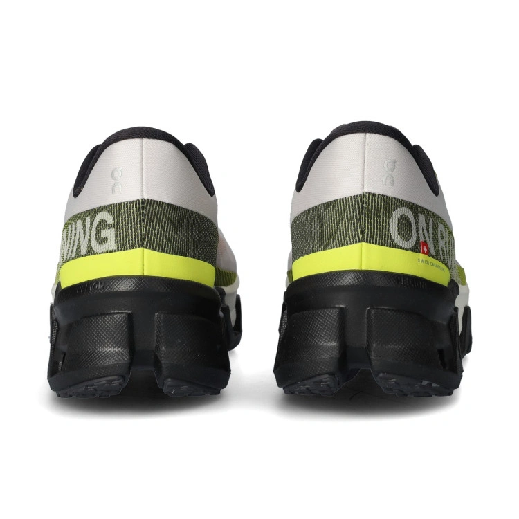 zapatilla-on-cloudmonster-hyper-white-4