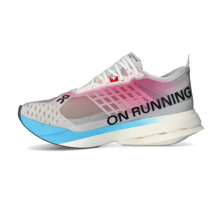zapatilla-on-cloudboom-strike-white-2