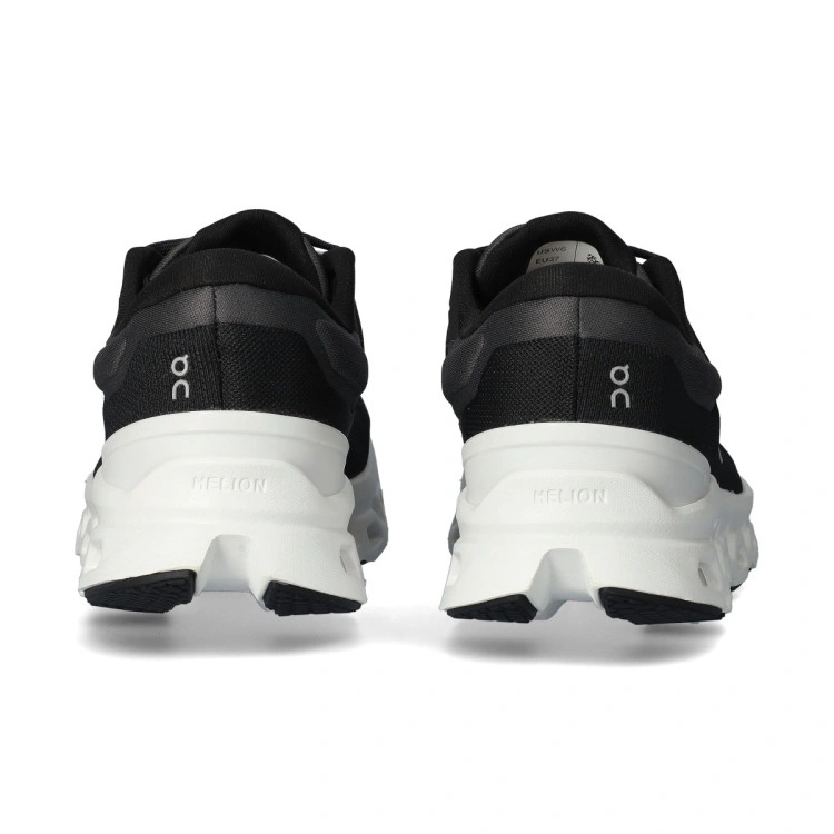 zapatilla-on-cloudstratus-3-black-4