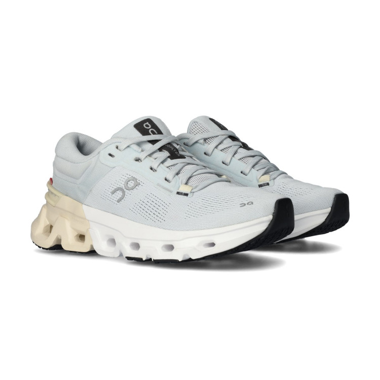 zapatilla-on-cloudflyer-5-