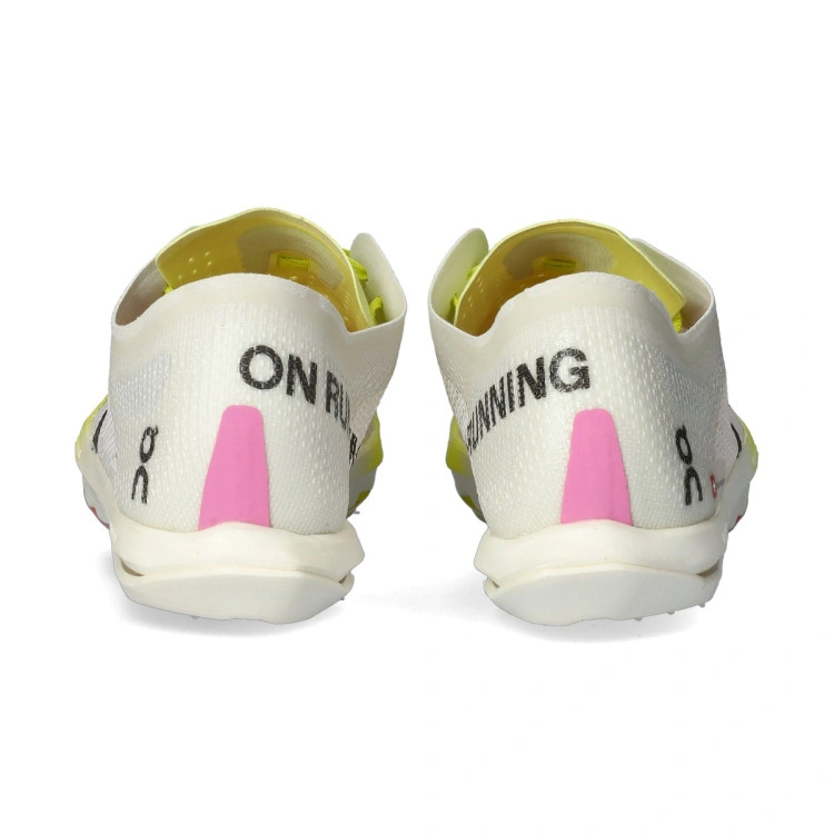 zapatilla-on-cloudspike-citius-2-mujer-yellow-4