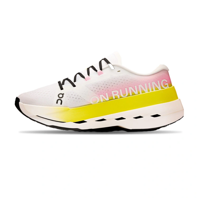 zapatilla-on-cloudboom-max-mujer-yellow-2