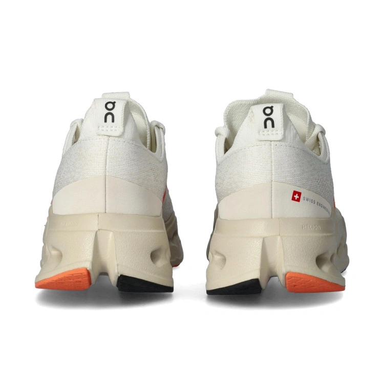 zapatilla-on-cloudsurfer-max-mujer-grey-4