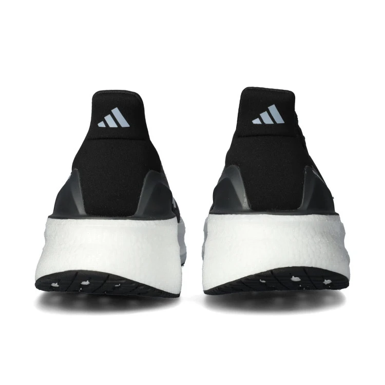 zapatilla-adidas-ultraboost-5-coreblack-ftwwht-ironmt-4