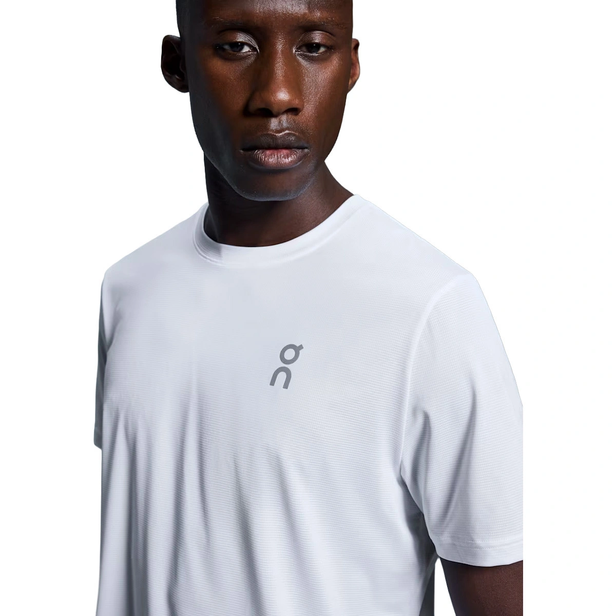 camiseta-on-core-t-white-2