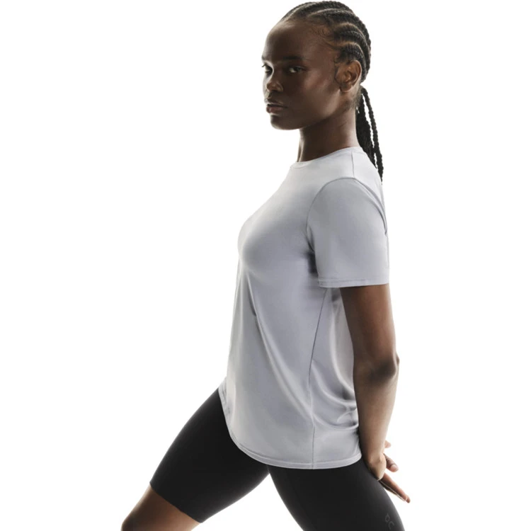 camiseta-on-core-t-grey-2