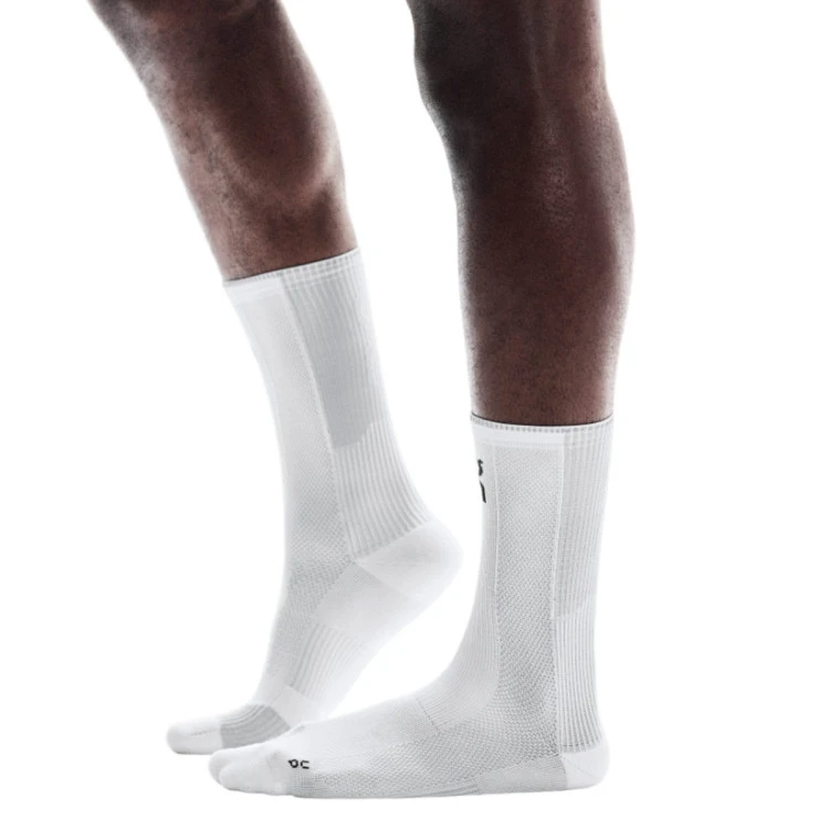 calcetines-on-calcetines-performance-run-sock-high-white-white-2