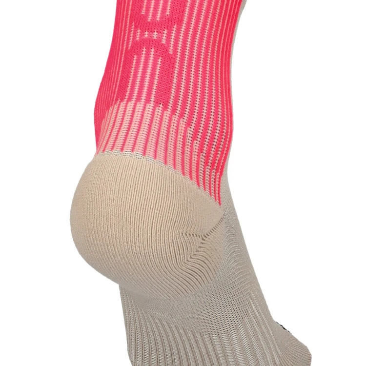 calcetines-on-calcetines-performance-run-sock-mid-pink-rosa-4
