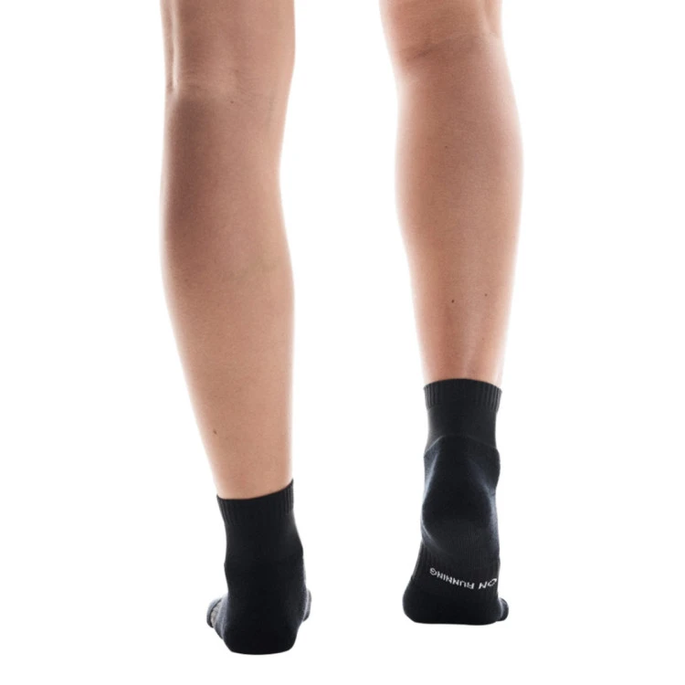 calcetines-on-calcetines-core-run-sock-mid-2p-black-black-1