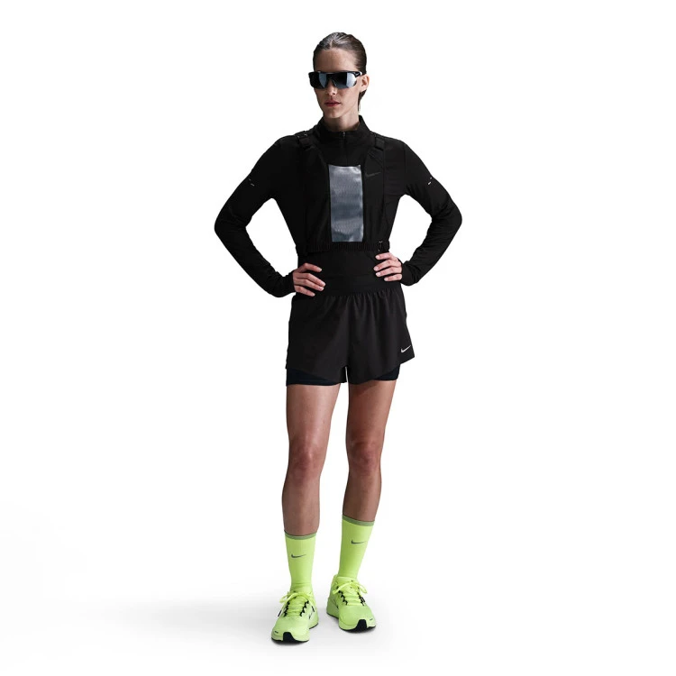pantalon-corto-nike-nk-swift-df-mr-2n1-shrt-mujer-black-4