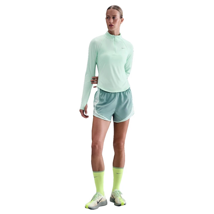 pantalon-corto-nike-nk-tempo-df-mr-3-short-mujer-green-5