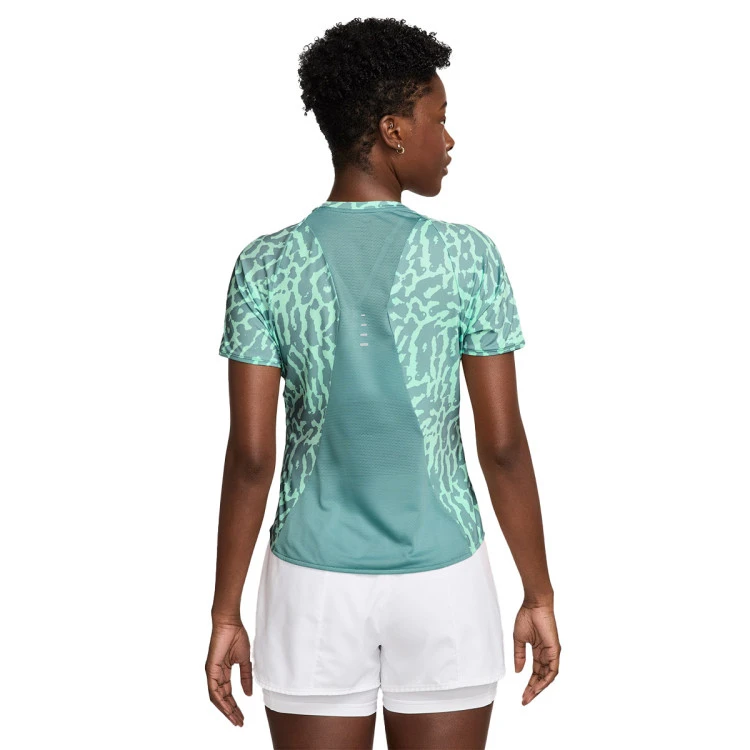 camiseta-nike-nk-swift-nvlt-df-ss-mujer-green-1
