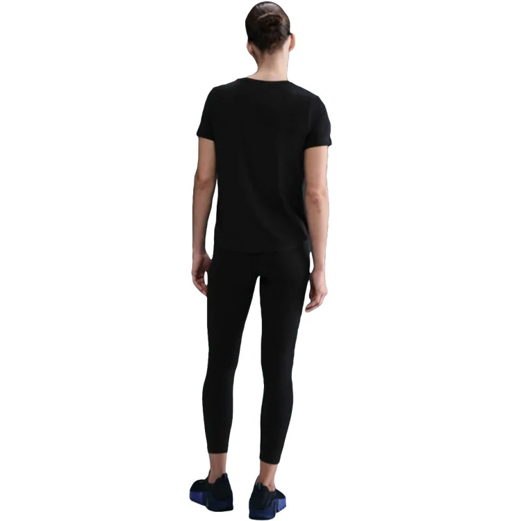 camiseta-nike-nk-one-classic-df-ss-wt-mujer-black-4