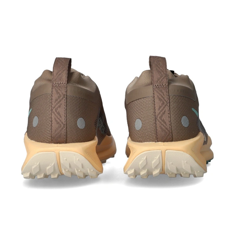 zapatilla-nike-pegasus-trail-5-gore-tex-mujer-mujer-brown-4