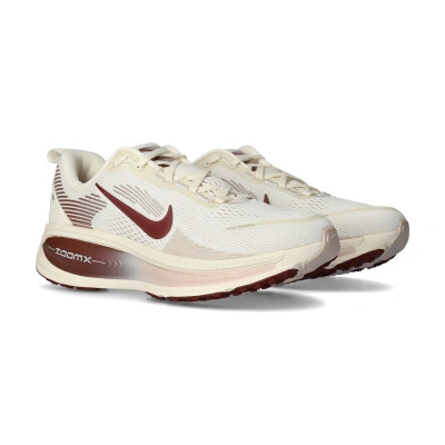 Zapatilla Vomero 18 Mujer