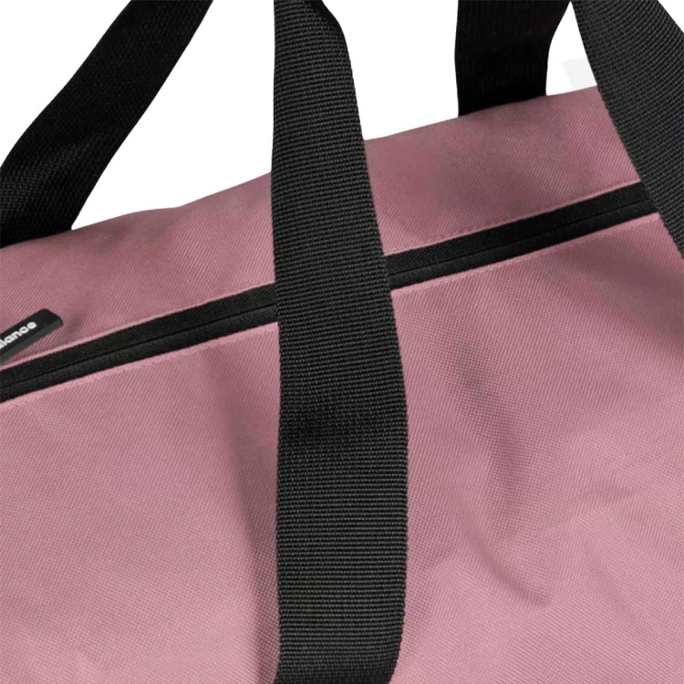 new-balance-essential-small-duffel-pink-pink-4