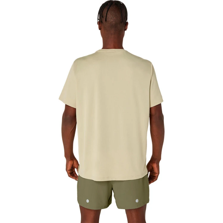 camiseta-asics-fujitrail-logo-ss-black-1