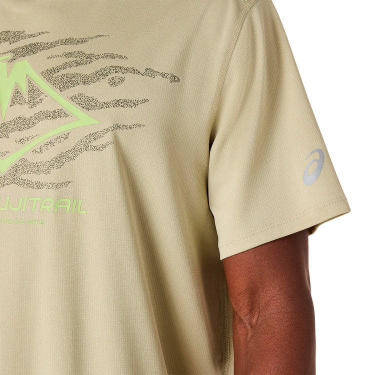 camiseta-asics-fujitrail-logo-ss-black-3