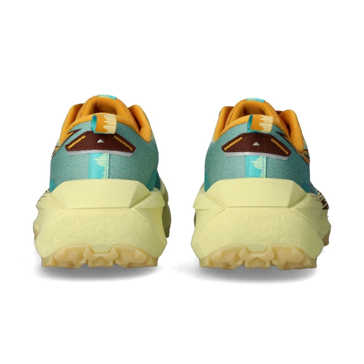 zapatilla-asics-trabuco-max-4-wheat-yellow-dark-red-planet-4