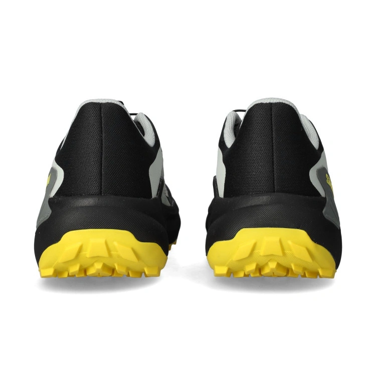 zapatilla-salomon-entstehung-gris-4