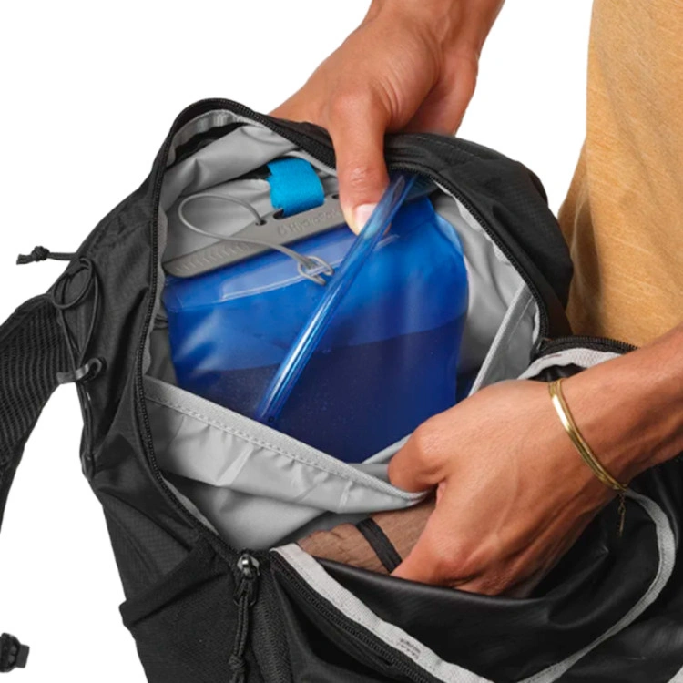 salomon-mochila-trailblazer-30-black-black-2