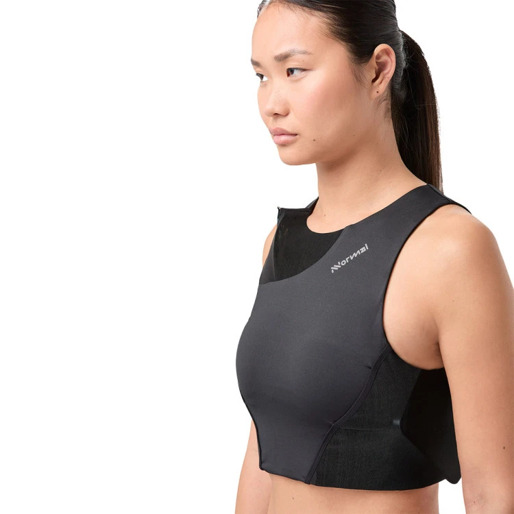 top-nnormal-trail-cropped-mujer-black-2