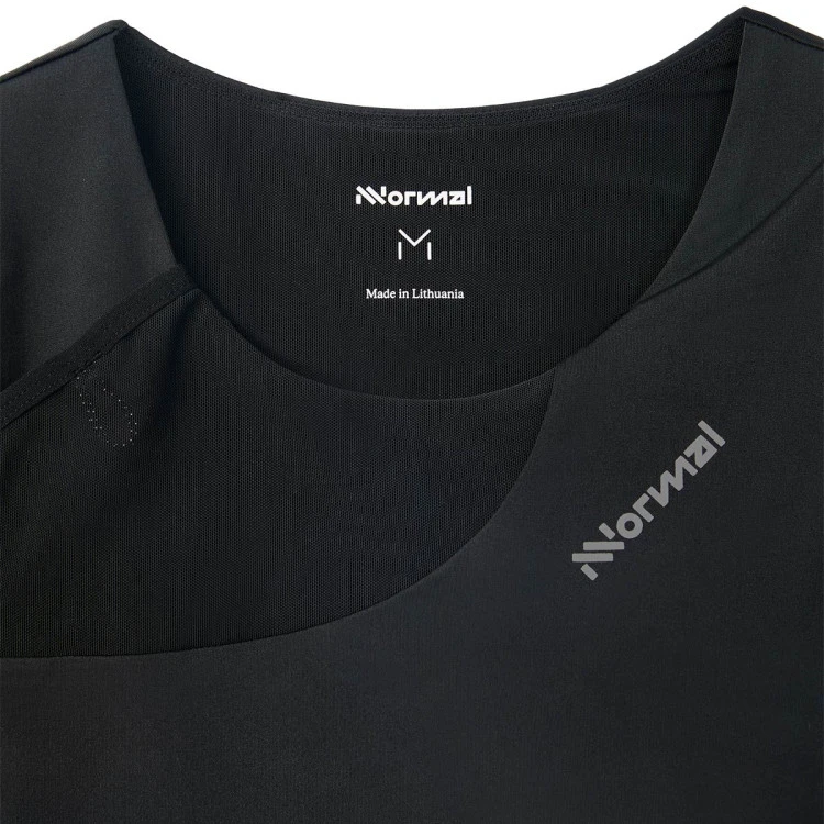 top-nnormal-trail-cropped-mujer-black-4