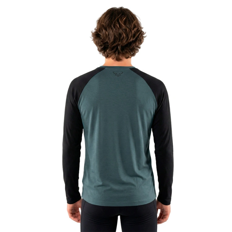 camiseta-dynafit-247-manga-larga-gris-negro-1