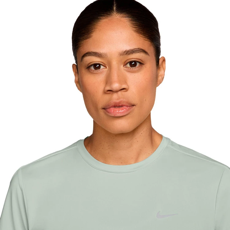 camiseta-nike-swift-green-2