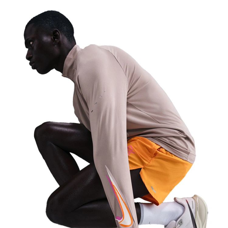 camiseta-nike-kipchoge-stride-malt-5