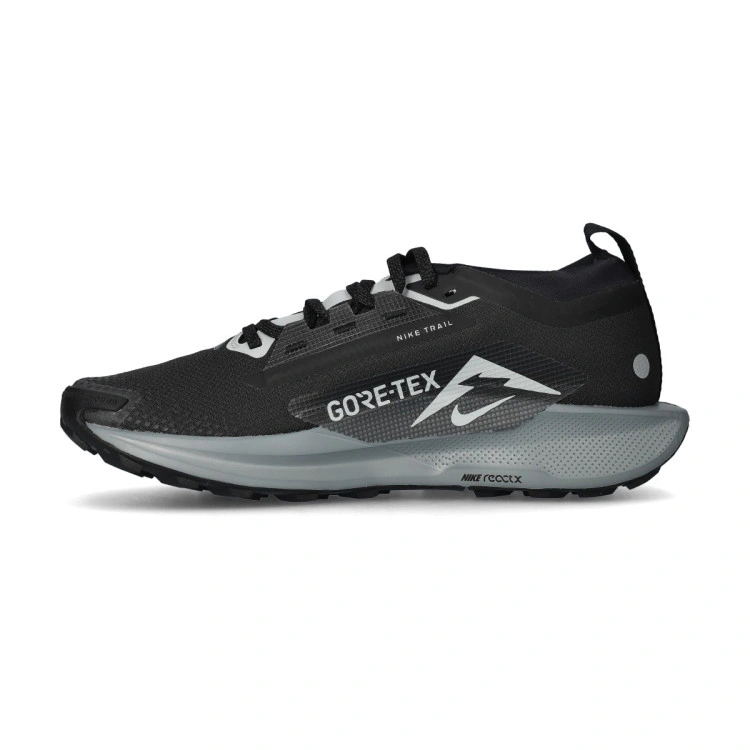 zapatilla-nike-pegasus-trail-5-gore-tex-negro-2
