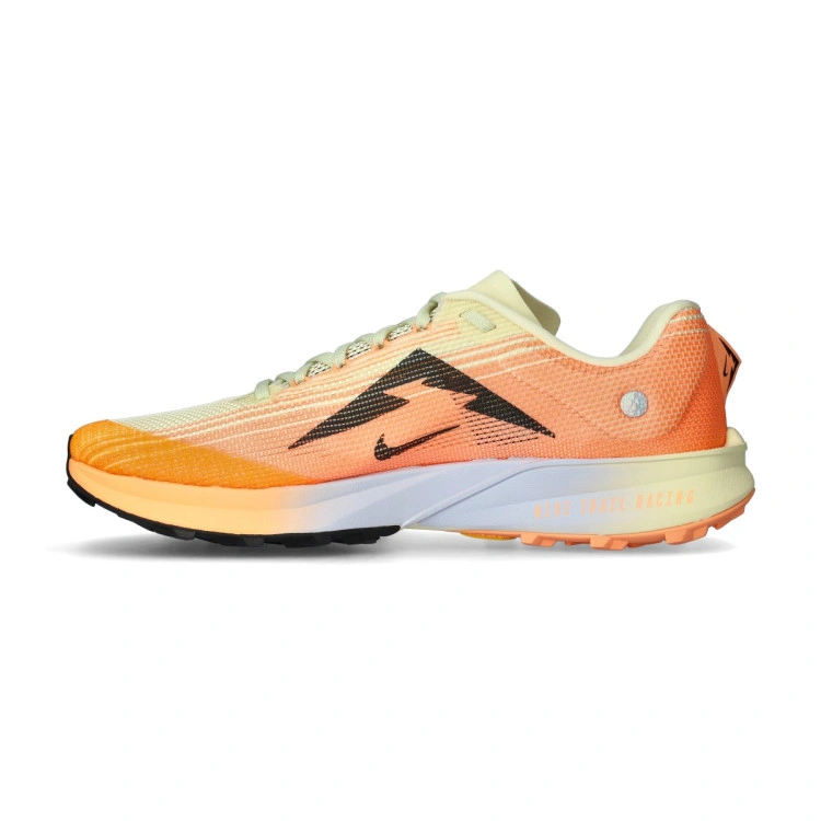 zapatilla-nike-terra-kiger-10-amarillo-2