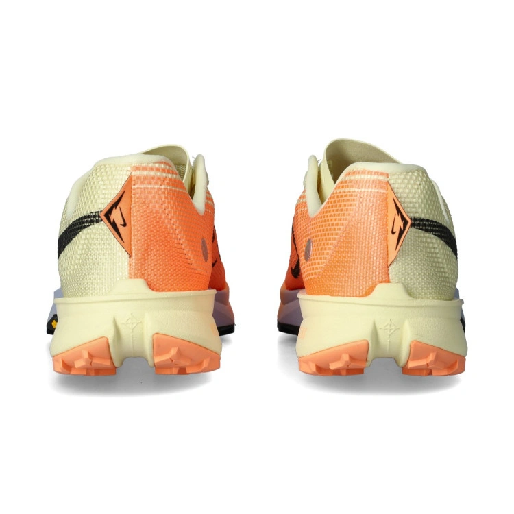 zapatilla-nike-terra-kiger-10-amarillo-4