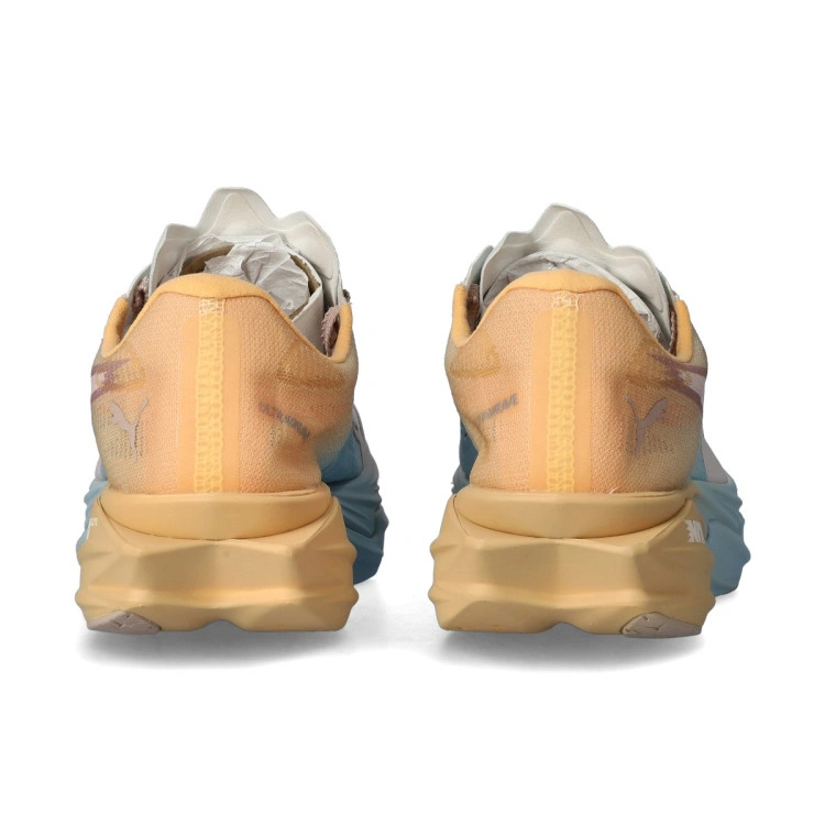 zapatilla-puma-deviate-elite-4-mujer-jasmine-flower-lucite-almost-apricot-4