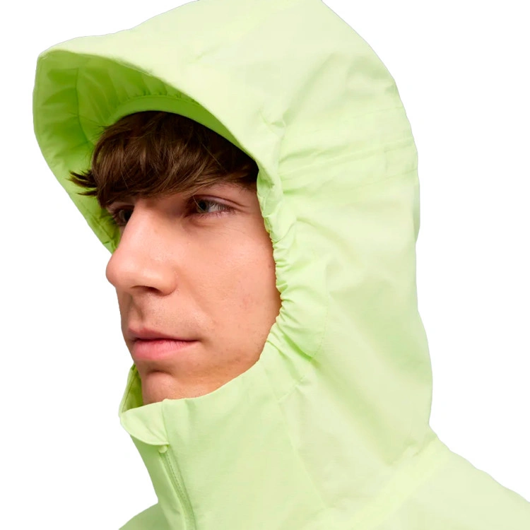 chaqueta-puma-run-raincell-jacket-apple-spritz-2