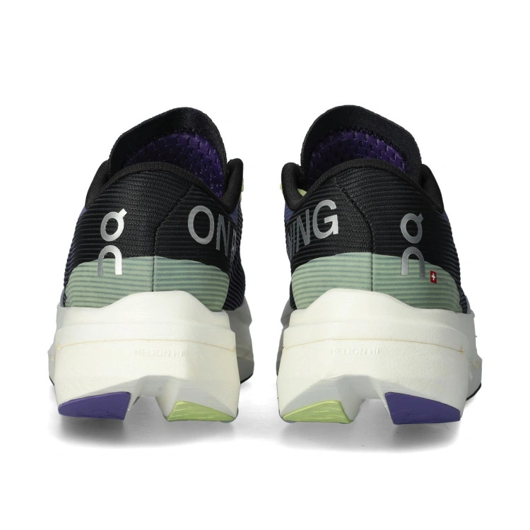 zapatilla-on-cloudboom-next-black-juniper-4