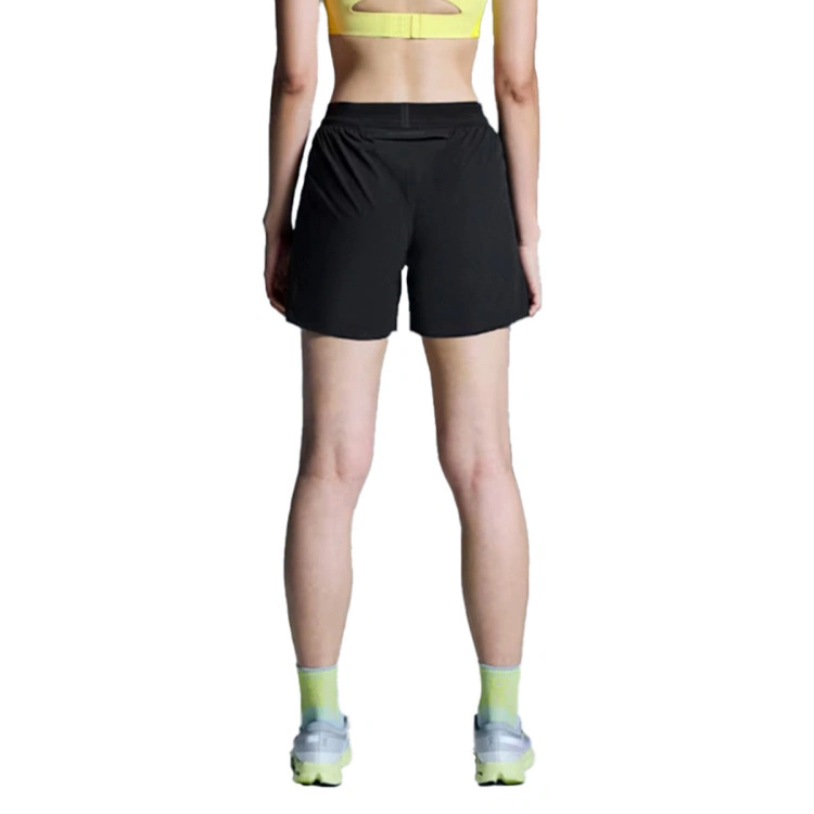 pantalon-corto-on-5-performance-black-1