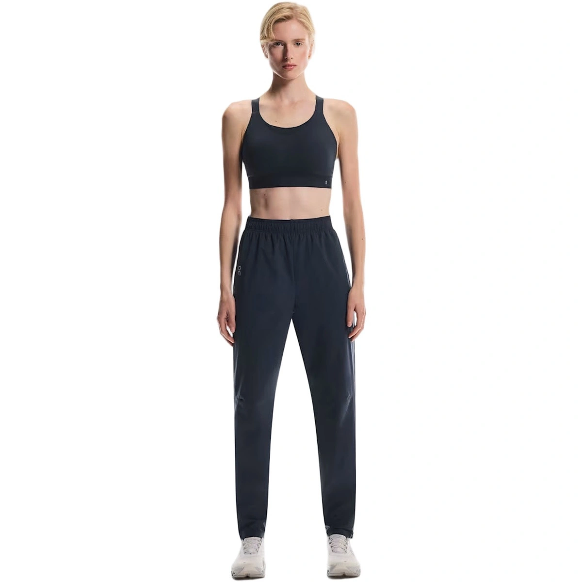 sujetador-on-performance-bra-navy-4