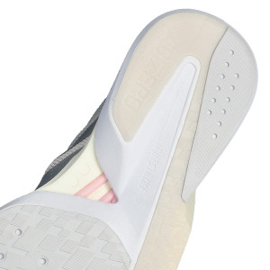 OUTSOLE-2