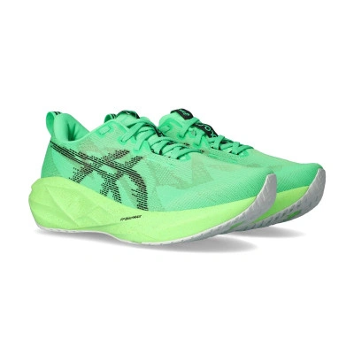 Sapatilha Novablast 5