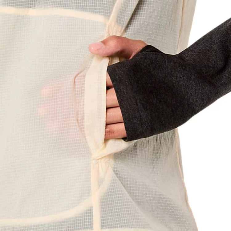 camiseta-asics-metarun-packable-gilet-mujer-cream-4