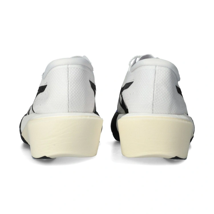 zapatilla-asics-metaspeed-edge-tokyo-whitecobalt-burst-4