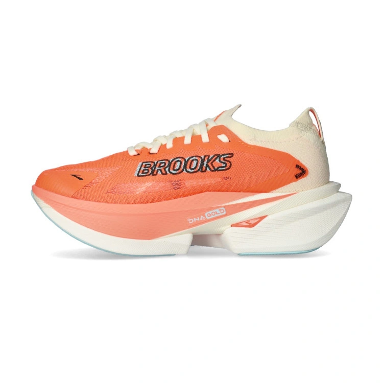 zapatilla-brooks-hyperion-max-3-mujer-coconut-fiery-coral-atomizer-2