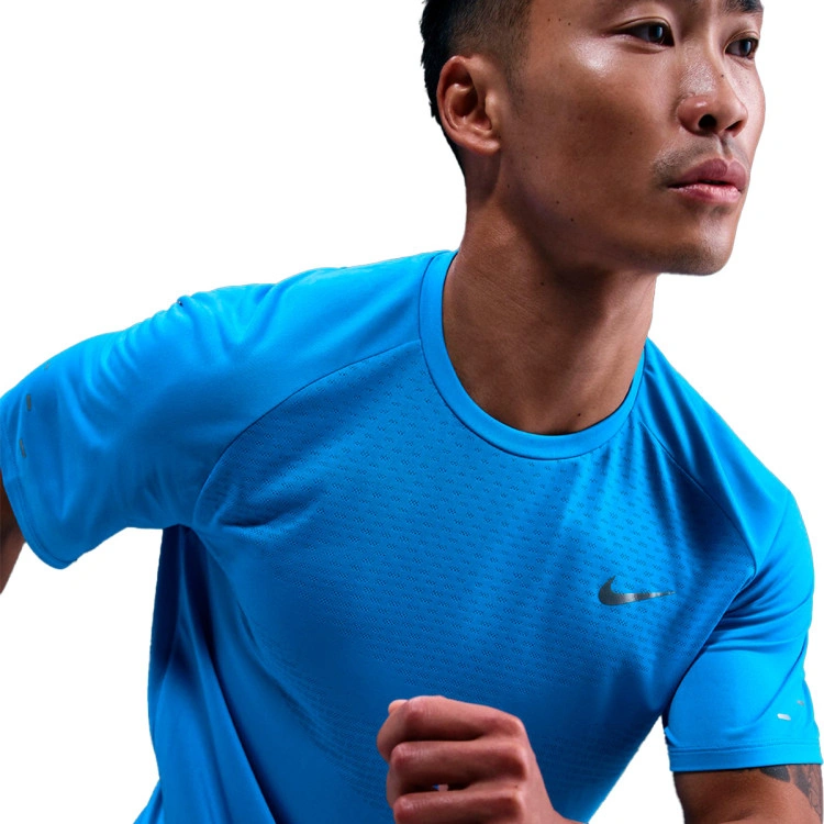 camiseta-nike-dri-fit-adv-stride-ss-top-blue-hero-reflective-silv-3