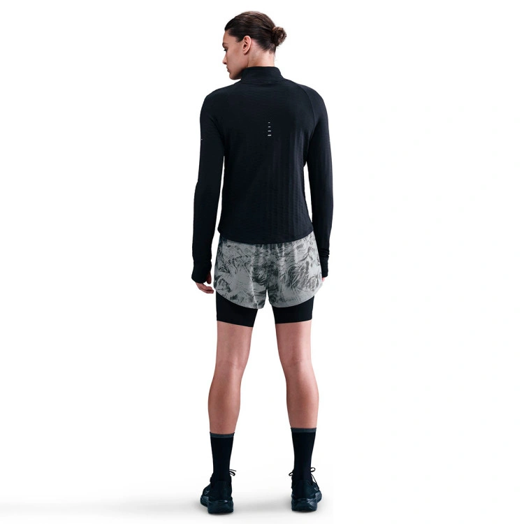 pantalon-corto-nike-swft-mr-ref-2n1-shrt-mujer-thunder-grey-dk-smoke-grey-black-5