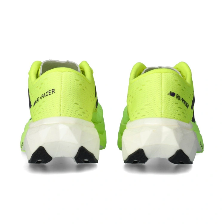 zapatilla-new-balance-fuelcell-supercomp-elite-v5-mujer-alkaline-green-4