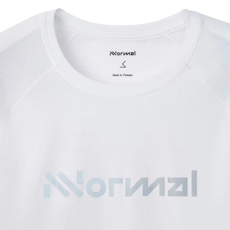 camiseta-nnormal-race-t-shirt-mujer-white-4